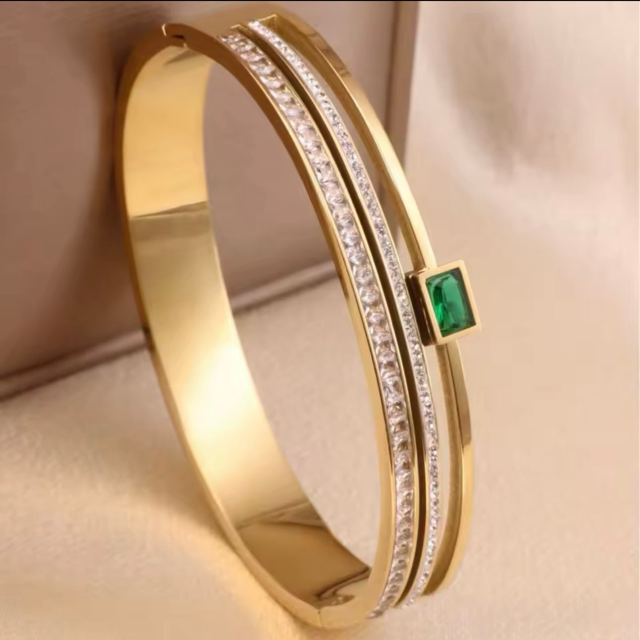 Signature Emerald Bracelet