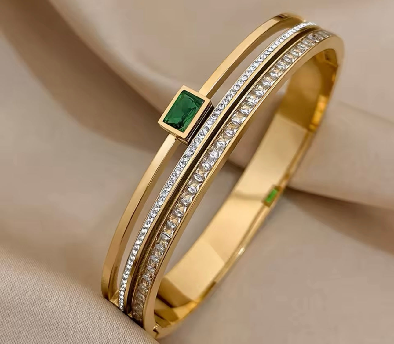 Signature Emerald Bracelet