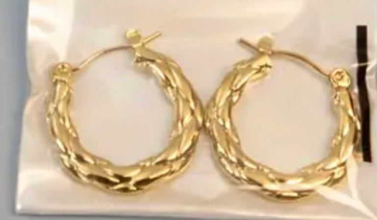 Twisted hoops